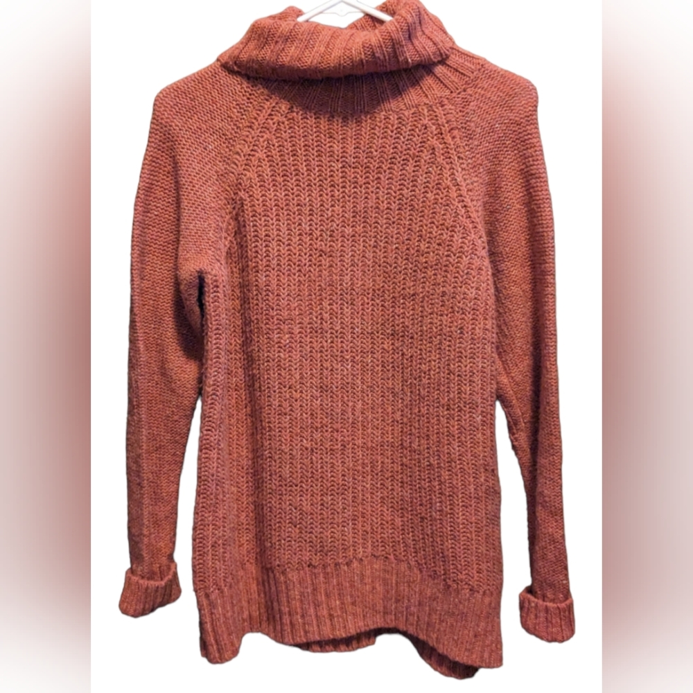 Medium, woven sweater, orange , turtleneck